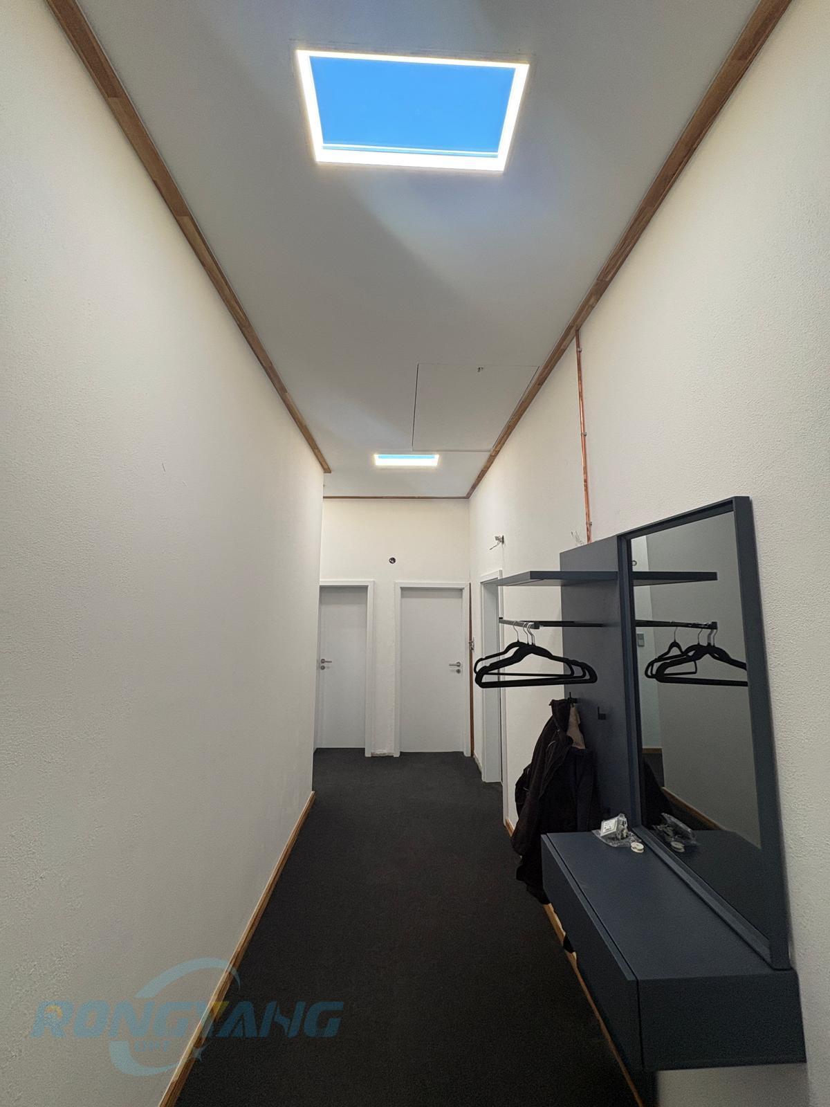 บล็อกบริษัทล่าสุดเกี่ยวกับ Skylights for Long Corridors and Windowless Hallways